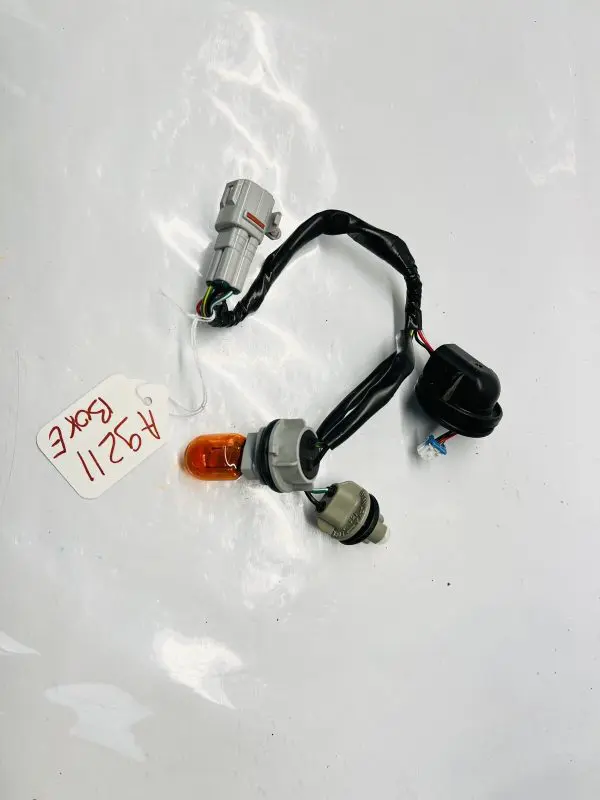 2020 2021 SUBARU LEFACY OUTBACK REAR TAIL LIGHT HARNESS WITH BULBS - Image 2
