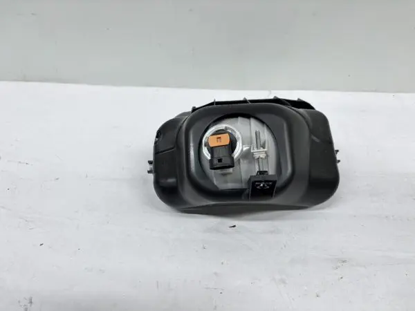 2003 2004 Chevy Silverado 2002-2006 Chevy Avalanche Front Left Fog Light TYC - Image 10