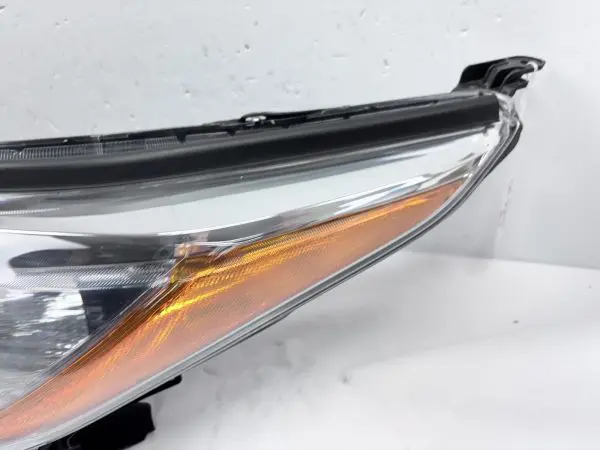 2014 2015 2016 TOYOTA HIGHLANDER HALOGEN FRONT LEFT OEM HEADLIGHT - Image 9