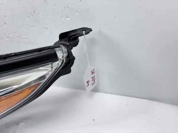 2014 2015 2016 TOYOTA HIGHLANDER HALOGEN FRONT LEFT OEM HEADLIGHT - Image 11