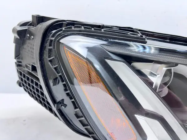 2020 2021 2022 2023 AUDI  Q7 SQ7 MATRIX LED FRONT RIGHT OEM HEADLIGHT 4M0941040B - Image 9