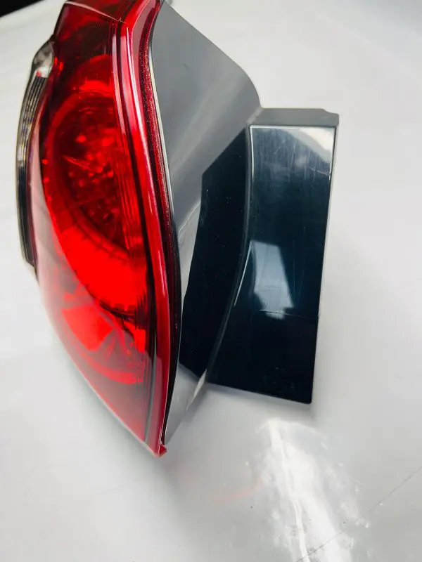 2013 2014 2015 2016 MAZDA CX5 HALOGEN  REAR LEFT OEM TAIL LIGHT - Image 3
