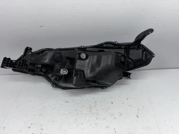 2017 2018 2019 toyota corolla led front right oem headlight - Image 17