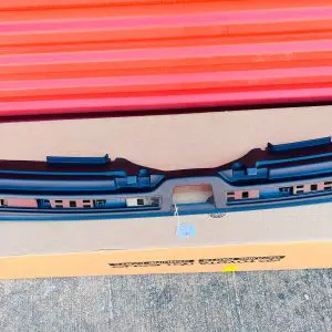 2018 2019 2020 2021 2022 VOLVO XC40 Rear Tailgate Sill Plate  Lid Lock 31440884