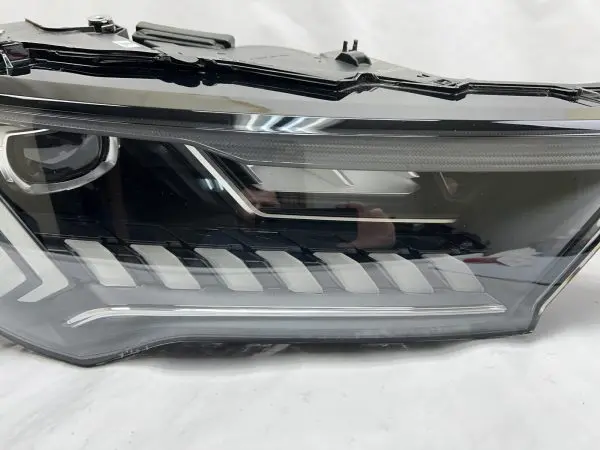 4M0941040B 2020 2021 2022 2023 AUDI Q7 SQ7 MATRIX LED FRONT RIGHT OEM HEADLIGHT - Image 3