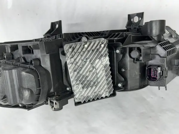 4M0941040B 2020 2021 2022 2023 AUDI Q7 SQ7 MATRIX LED FRONT RIGHT OEM HEADLIGHT - Image 18