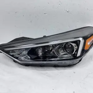 92101-D3  2019 2020 2021 HYUNDAI TUCSON HALOGEN LED FRONT LEFT OEM HEADLIGHT