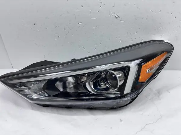 92101-D3  2019 2020 2021 HYUNDAI TUCSON HALOGEN LED FRONT LEFT OEM HEADLIGHT - Image 2