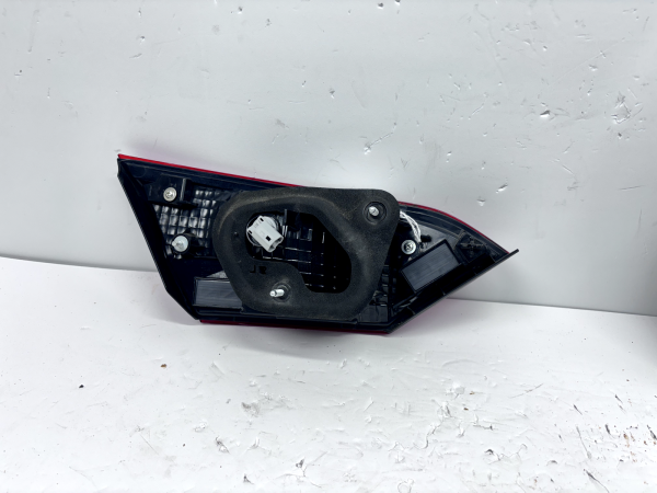 2018 2019 2020 2021 2022 2023 toyota camry halogen right inner oem tail light - Image 11