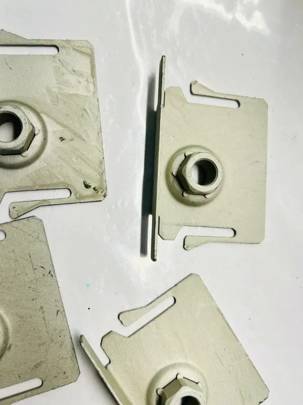 W718478-S439 2017 2018 2019 2020 FORD SUPER DUTY F250 F350 BED MOUNTING RETAINER - Image 4