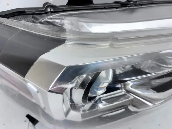 2016 2017 2018 2019 2020 2021 2022 TOYOTA TACOMA HALOGEN  RIGHT OEM HEADLIGHT - Image 12