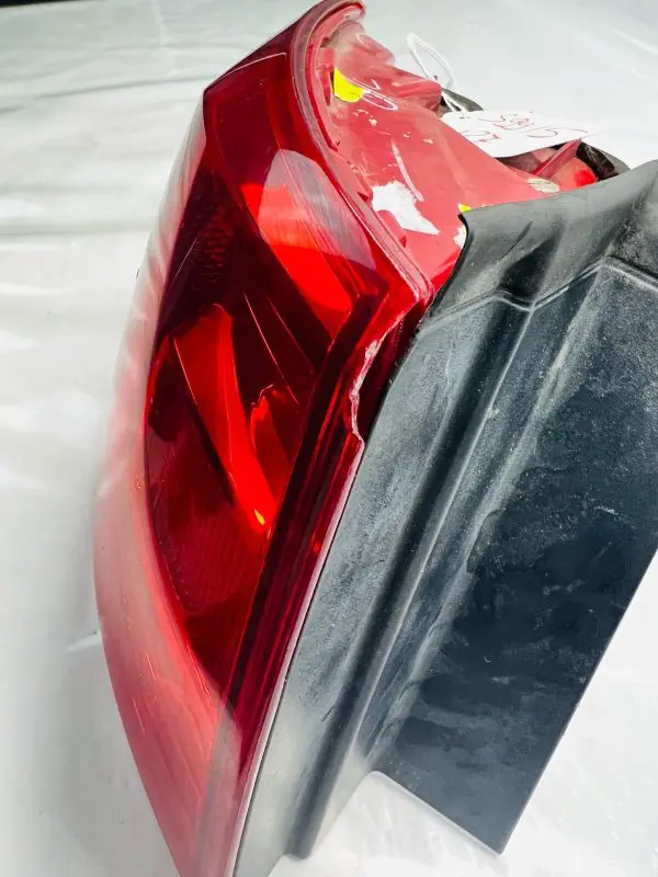 2011 2012 2013 2014 2015 2016 2017 2018 VW JETTA GLI REAR LEFT OEM TAIL LIGHT - Image 5