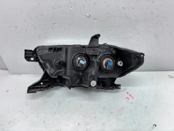 2016 2017 2018 2019 2020 2021 2022 TOYOTA TACOMA HALOGEN  RIGHT OEM HEADLIGHT - Image 18