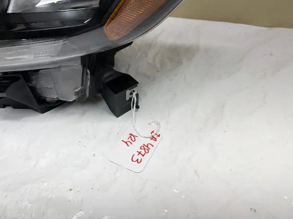 2014 2015 2016 NISSAN ROGUE HALOGEN LED FRONT  LEFT OEM HEADLIGHT - Image 3