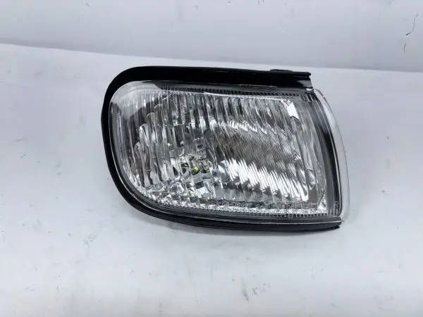 FOR 1997 1998 1999 NISSAN MAXIMA HALOGEN FRONT RIGHT TURN SIGNAL PARK MARKER