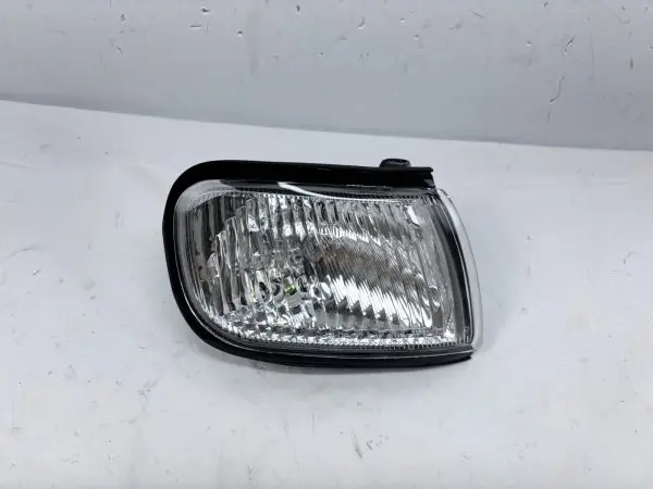 FOR 1997 1998 1999 NISSAN MAXIMA HALOGEN FRONT RIGHT TURN SIGNAL PARK MARKER - Image 6