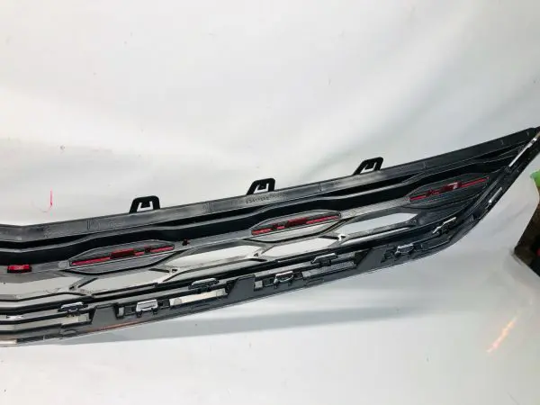 NICE 23411912, 2016 2017 2018 CHEVY MALIBU FRONT UPPER OEM GRILLE - Image 11