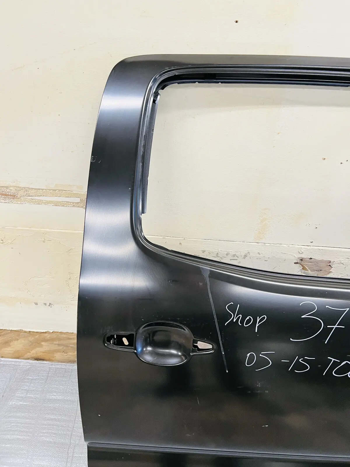 2005-2008 2009 2010 2011 2012 2013 2014 2015 TOYOTA TACOMA REAR RIGHT OEM DOOR - Image 11