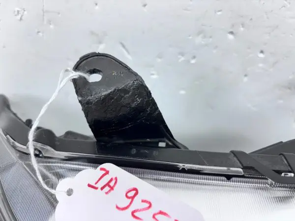 2016 2017 2018 2019 2020 2021 2022 TOYOTA TACOMA HALOGEN LED RIGHT OEM HEADLIGHT - Image 13