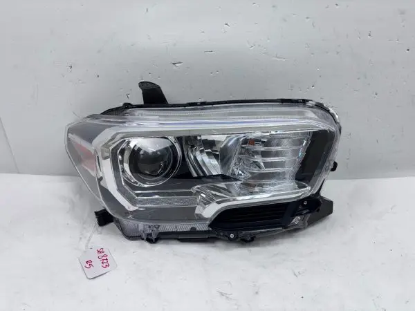 2016 2017 2018 2019 2020 2021 2022 TOYOTA TACOMA HALOGEN LED RIGHT OEM HEADLIGHT