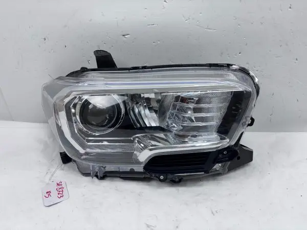 2016 2017 2018 2019 2020 2021 2022 TOYOTA TACOMA HALOGEN LED RIGHT OEM HEADLIGHT - Image 2