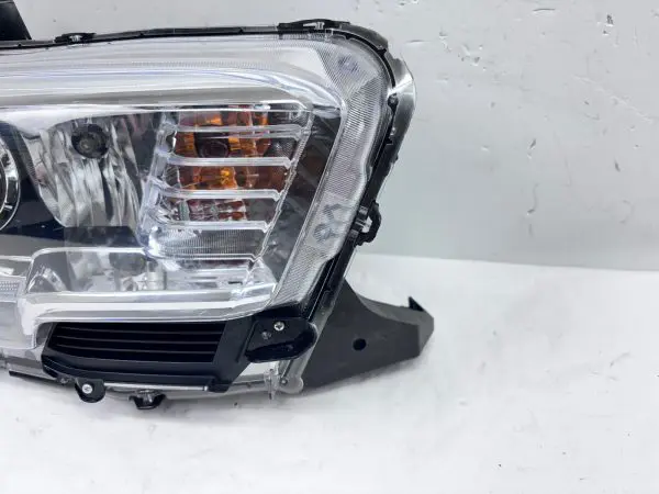 2016 2017 2018 2019 2020 2021 2022 TOYOTA TACOMA HALOGEN LED RIGHT OEM HEADLIGHT - Image 3