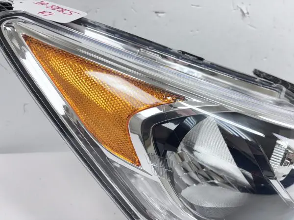 TESTED 2016 2017 HONDA ACCORD HALOGEN LED FRONT RIGHT OEM HEADLIGHT ALL TABS - Image 10