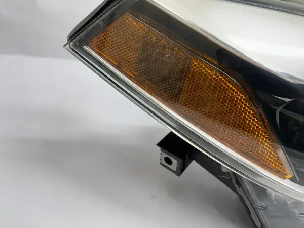 2014 2015 2016 toyota corolla led  front right oem headlight - Image 10