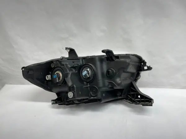 2016 2017 2018 2019 2020 2021 2022 TOYOTA TACOMA HALOGEN LEFT OEM HEADLIGHT - Image 16
