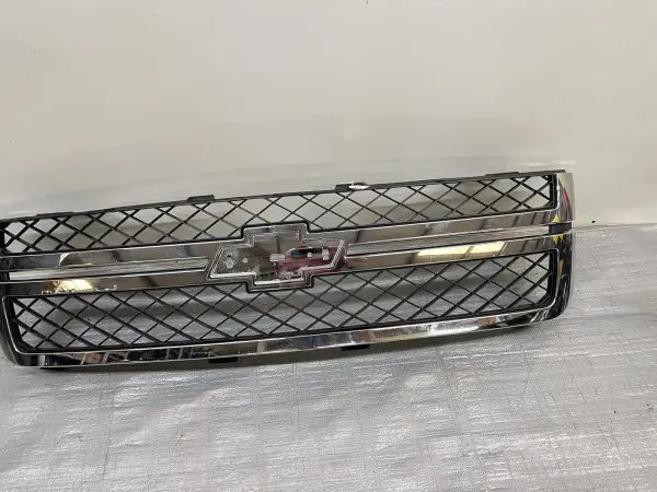2007 2008 2009 2010 2011 2012 2013 CHEVY SILVERADO 2500 3500 FRONT OEM GRILLE - Image 2