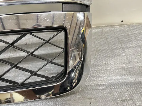 2007 2008 2009 2010 2011 2012 2013 CHEVY SILVERADO 2500 3500 FRONT OEM GRILLE - Image 3