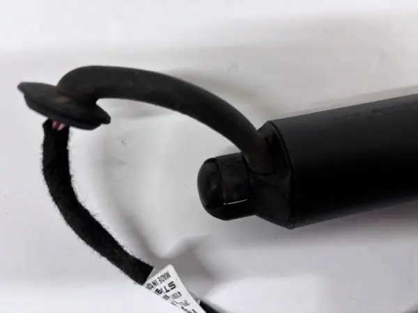 OEM 2015-2016 2017 2018 PORSCHE CAYENN REAR RH LF LIFTGATE STRUT 7p5827851m - Image 14