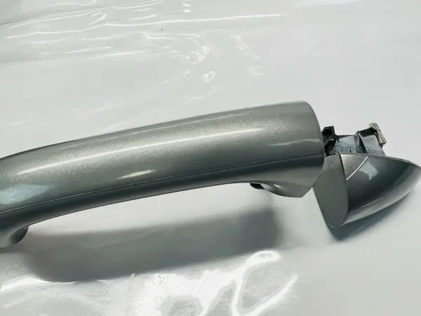 A1647660201 2006-2011 MERCEDES W164 ML500 ML350 FRONT RIGHT OEM DOOR HANDLE - Image 3