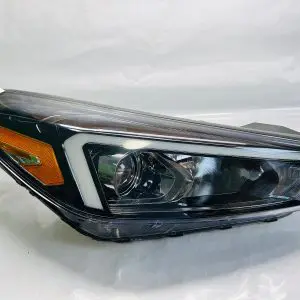 92102-D3 2019 2020 2021 HYUNDAI TUCSON HALOGEN LED FRONT RIGHT OEM HEADLIGHT