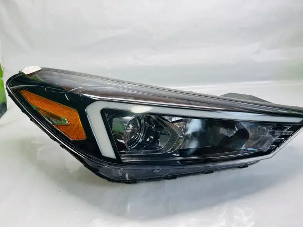 92102-D3 2019 2020 2021 HYUNDAI TUCSON HALOGEN LED FRONT RIGHT OEM HEADLIGHT