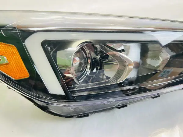 92102-D3 2019 2020 2021 HYUNDAI TUCSON HALOGEN LED FRONT RIGHT OEM HEADLIGHT - Image 6