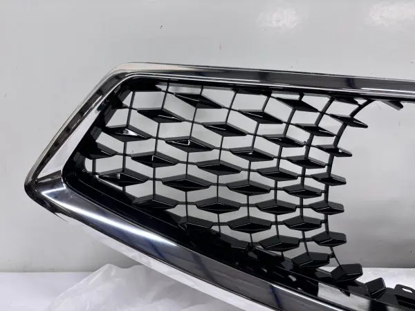 OEM MINT 2017 2018 2019 2020  ACURA MDX BLACK FRONT OEM GRILLE GENUINE - Image 8