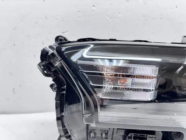 NICE 2024 2025 TOYOTA TACOMA LED FRONT LEFT OEM HEADLIGHT - Image 3
