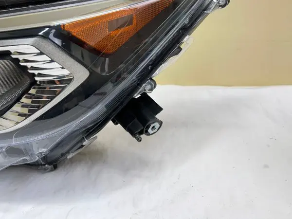 🎈🎈ALL TABS 2019 2020 2021 TOYOTA RAV4  LED FRONT LEFT OEM HEADLIGHT - Image 3