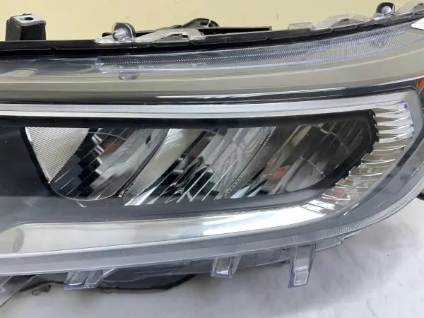 🎈🎈ALL TABS 2019 2020 2021 TOYOTA RAV4  LED FRONT LEFT OEM HEADLIGHT - Image 7