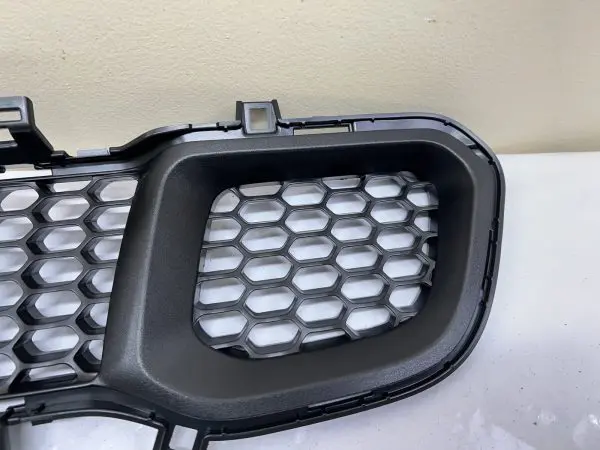 2014 2015 2016 2017 2018 JEEP CHEROKEE FRONT BUMPER LOWER GRILLE CAPA - Image 2