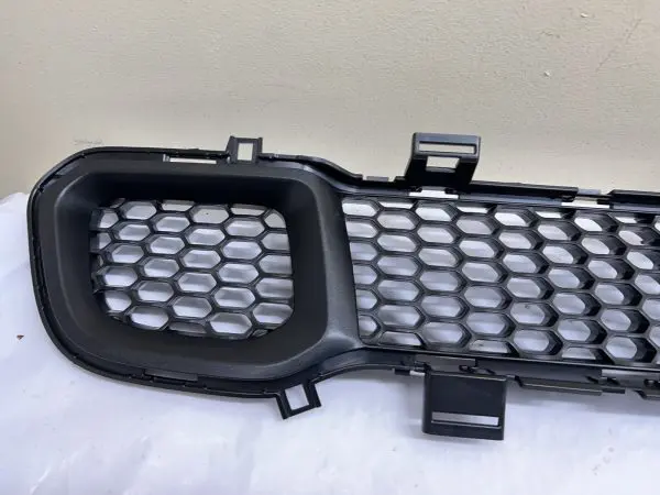 2014 2015 2016 2017 2018 JEEP CHEROKEE FRONT BUMPER LOWER GRILLE CAPA - Image 9