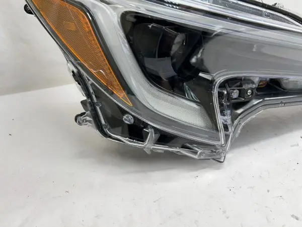2023 2024 toyota corolla led front right oem headlight 81110-12n20 damaged - Image 8