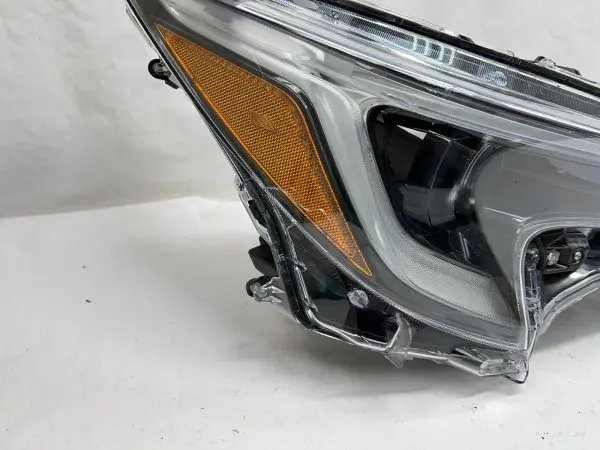 2023 2024 toyota corolla led front right oem headlight 81110-12n20 damaged - Image 9
