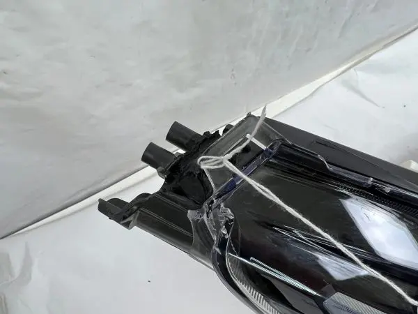 2023 2024 toyota corolla led front right oem headlight 81110-12n20 damaged - Image 16