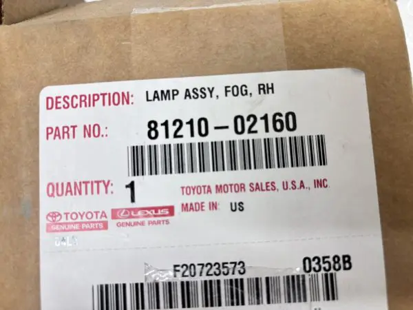 OEM 2014-2023 TOYOTA TACOMA RAV4 TUNDRA HALOGEN FRONT RIGHT FOG LIGHT 8121002160 - Image 10