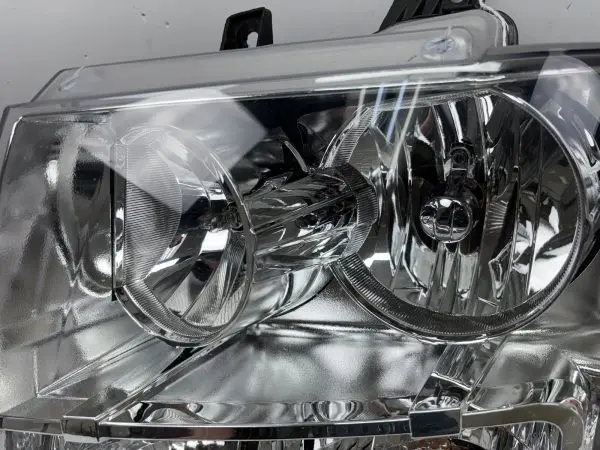 2007 2008 2009 2010 2011 2012 2013 2014 TAHOE SUBURBAN AVALANCHE LEFT  HEADLIGHT - Image 5