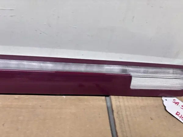 OEM 84419006  2019-2024 CHEVY SILVERADO 1500 LED THIRD BRAKE LIGHT TAIL LIGHT - Image 5