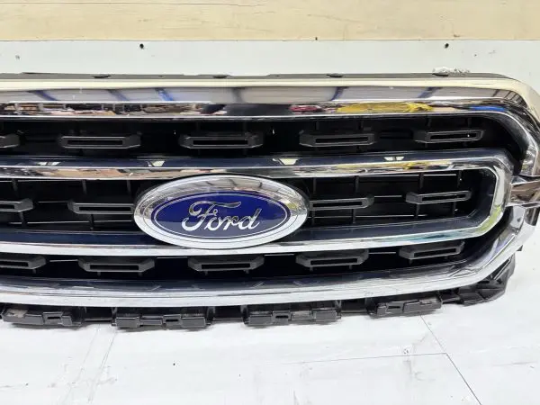 2021 2022 2023 FORD F150 LARIAT CHROME FRONT OEM GRILLE GENUINE WITH SHUTTER - Image 4