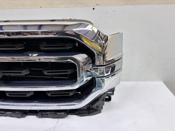2021 2022 2023 FORD F150 LARIAT CHROME FRONT OEM GRILLE GENUINE WITH SHUTTER - Image 5